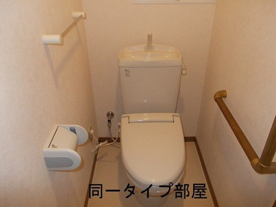 【トイレ】 | グランフォンテーヌ | ゆったりとした空間のトイレです