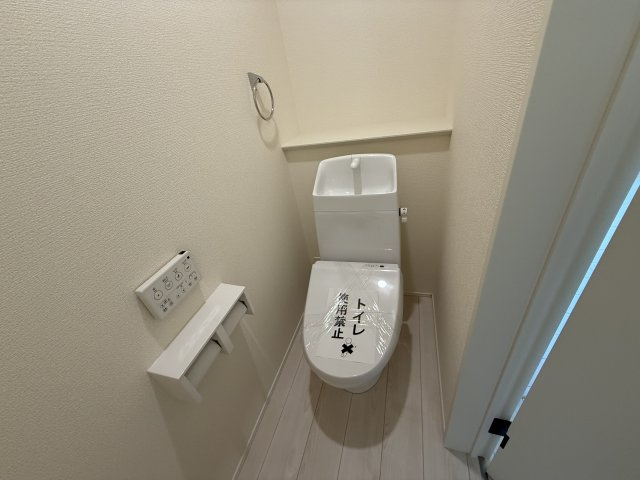リナージュ前橋市古市町１丁目01期　1号棟のトイレ|【イメージ画像】2階トイレです。清潔感のある白を基調としています。