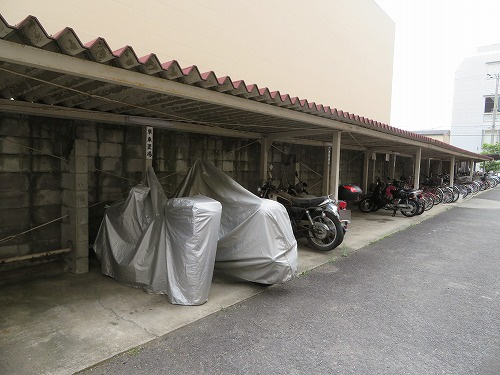 高野川ハイツの駐輪場