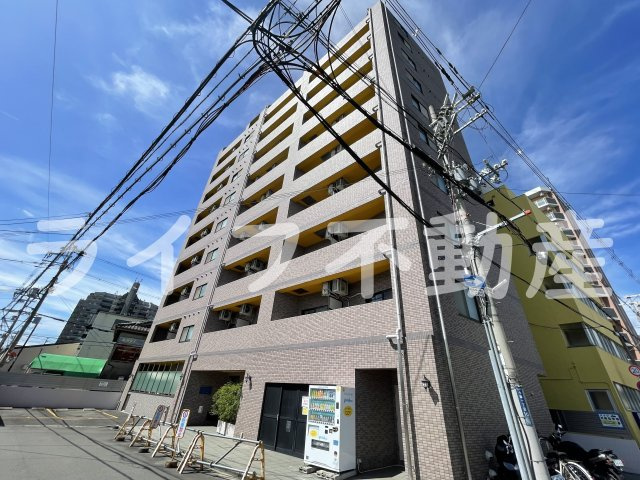 アベニューリップル小阪の外観|落ち着いた雰囲気の外観です