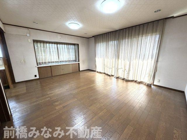 【中古平屋】前橋市鶴が谷町　３LDKの居間・リビング