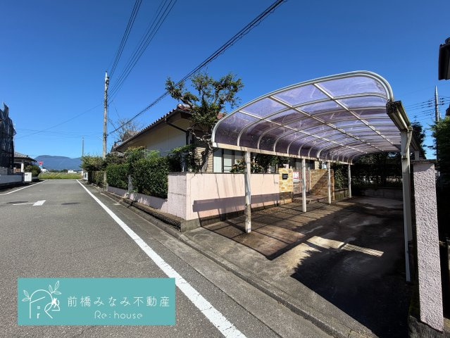 【中古平屋】前橋市鶴が谷町　３LDKの前面道路含む現地写真