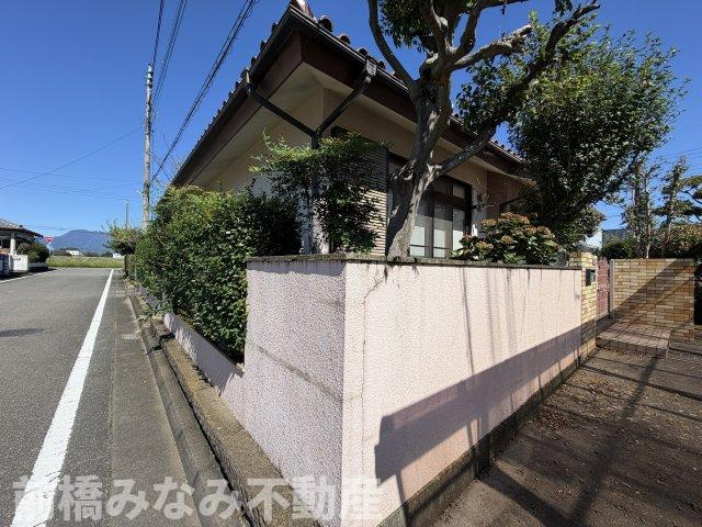 【中古平屋】前橋市鶴が谷町　３LDKの前面道路含む現地写真