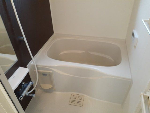 ラシュレの浴室