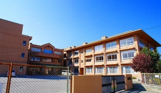 【周辺】 | ストーンクローネⅤ | 大里小学校まで860m