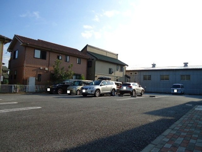 【駐車場】 | ツインフィオーレＢ