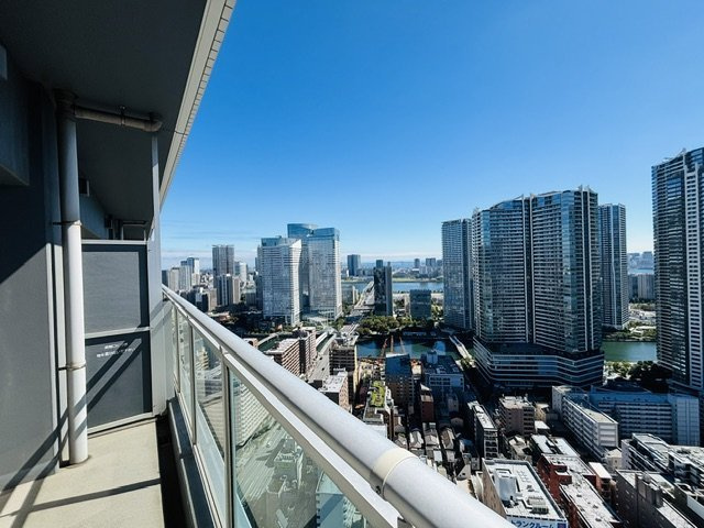 東側を撮影／晴海トリトン方面