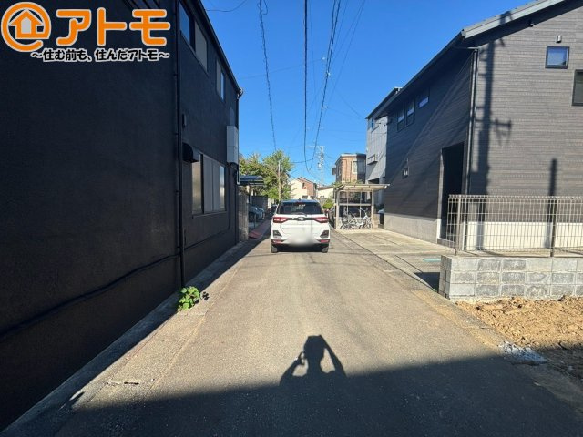 【前面道路含む現地写真】 | 葵区沓谷3丁目　新築戸建　C号棟