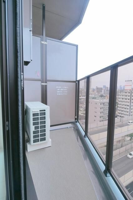 ＰＲＥＭＩＵＭ　ＣＵＢＥ　池袋要町のバルコニー