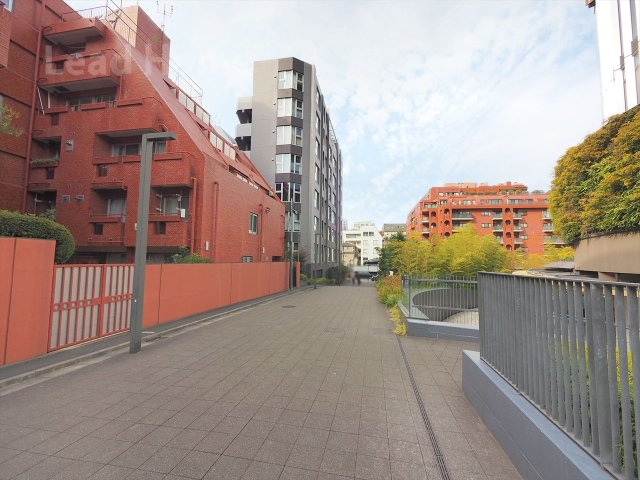 【その他】 | 赤坂ロイヤルマンション | 前面道路