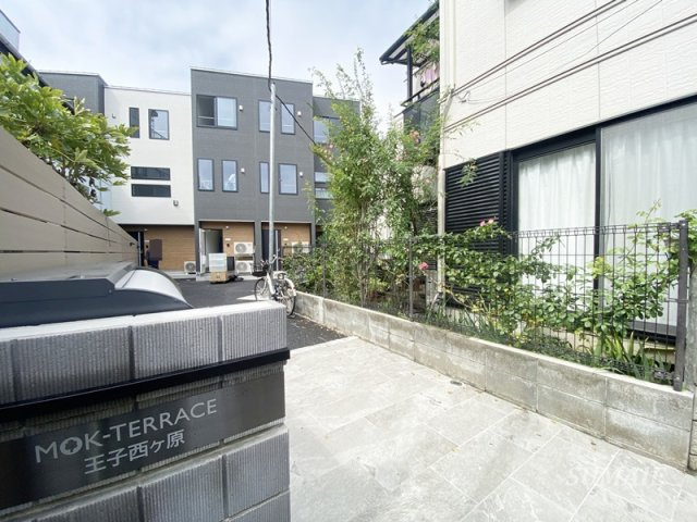 MOKTERRACE 王子西ヶ原のエントランス|エントランスです