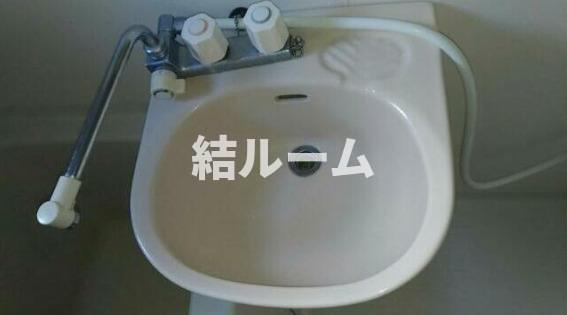 練馬区練馬１丁目のアパートの洗面所