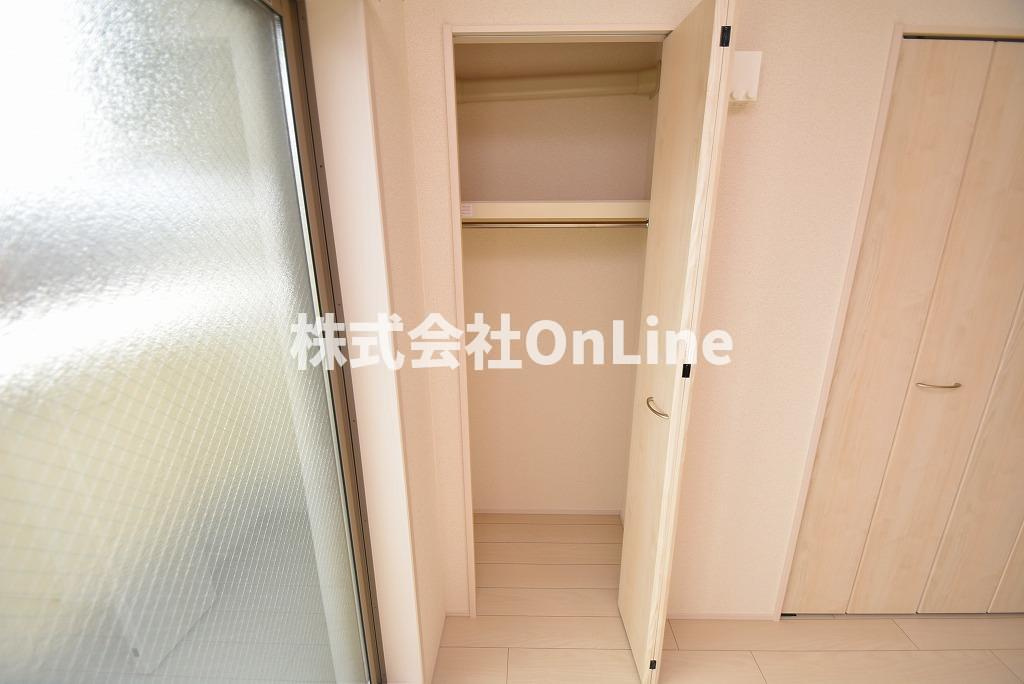 リバーサイド東久宝寺十番館の収納