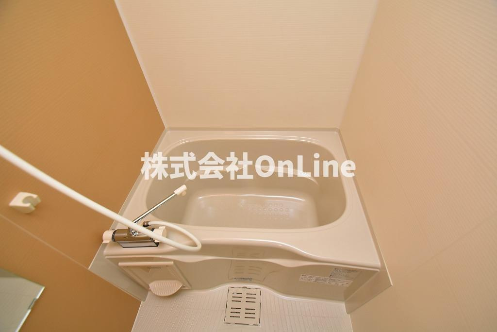 リバーサイド東久宝寺十番館の浴室