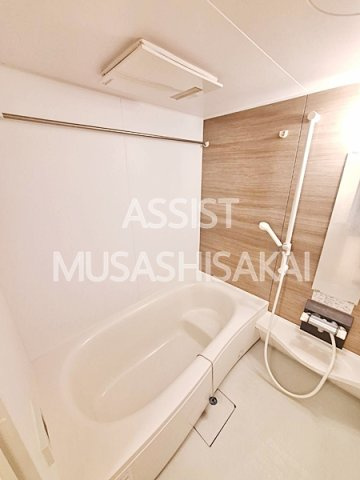 クレールヴェルデの浴室|写真：設備同仕様の別物件です