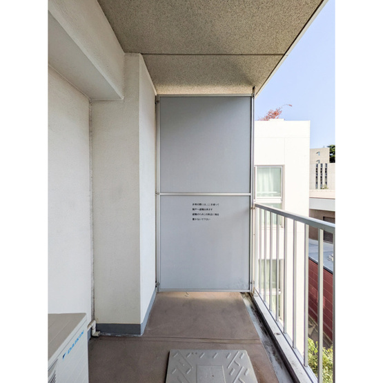 【庭】 | プラチナコート広尾 | 簡単な家庭菜園も楽しめるお庭です