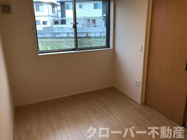 ルピナス　Ａの内装|洋室