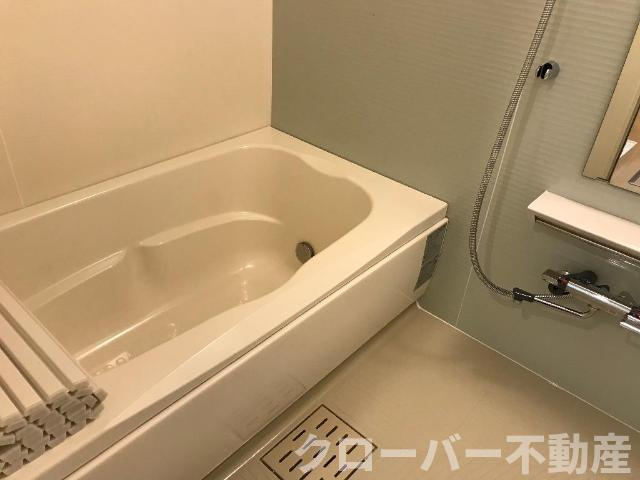 ルピナス　Ａの浴室|バス