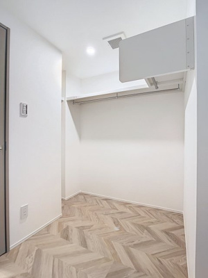 【収納】 | ＲＩＶＥＮＤＥＬＬ　ＥＢＩＳＵ | オープンクローゼット