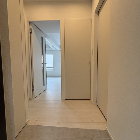 【玄関】 | リハイツ長者丸 | ※写真は同タイプ住戸です。