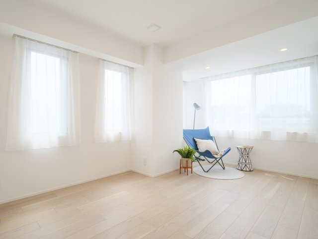 グランドメゾン永福町の洋室|グランドメゾン永福町：約８．３帖の洋室にはウォークインクローゼット・窓が付いております！