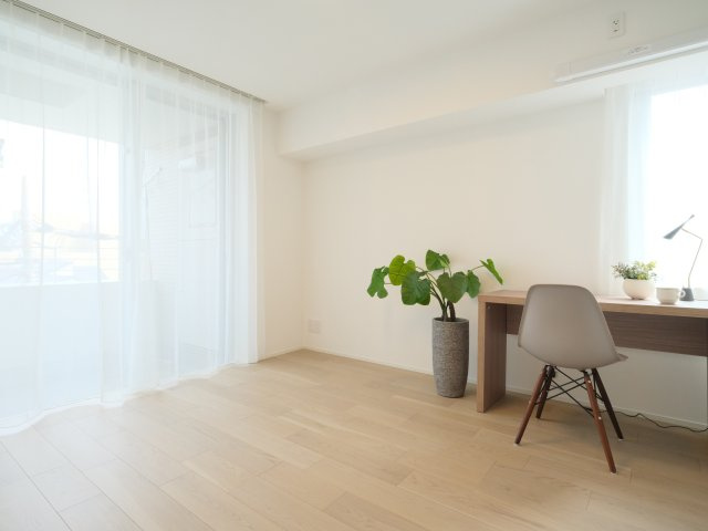 グランドメゾン永福町の洋室|グランドメゾン永福町：約６．２帖の洋室にはクローゼット・窓が付いております！