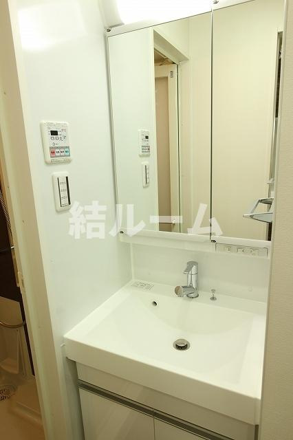 練馬区氷川台２丁目の賃貸マンションの洗面所