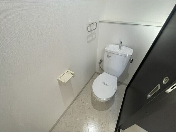 MANAHOUSEのトイレ