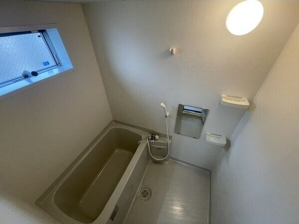 MANAHOUSEの浴室