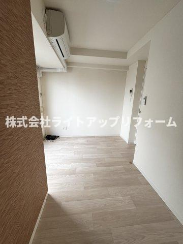 U-RO湊川公園前の居間・リビング