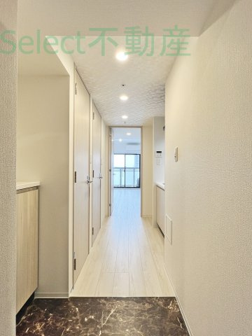S-RESIDENCE栄eastの玄関