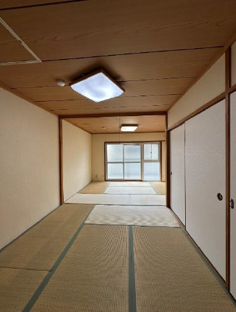【寝室】