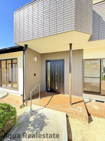坂出市宮下町　リノベ住宅の玄関