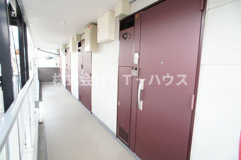 リブリ・船橋法典のロビー