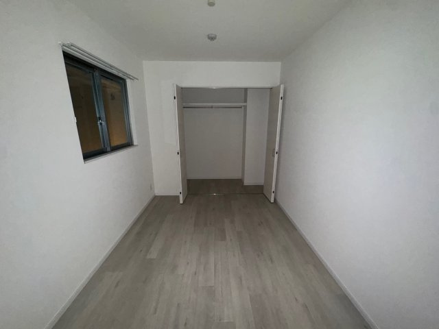 アーバンコートカスガの寝室