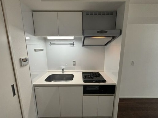 大阪市中央区本町橋の賃貸マンションのキッチン