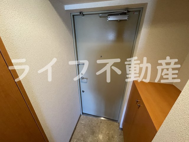 ディナスティ東大阪センターフィールドの玄関|きれいな玄関です