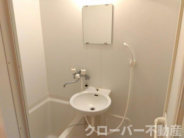 レオパレスＳｕｃｃｅｓｓの浴室