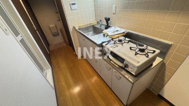 横浜市神奈川区栄町の賃貸マンションのキッチン