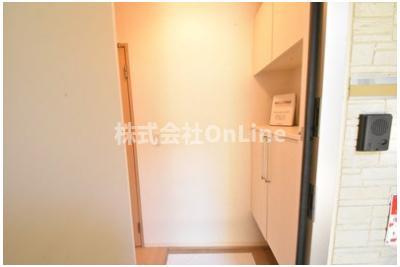 アムール A棟の玄関