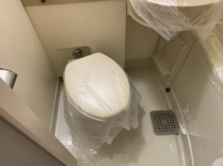 浴室内にトイレがあります☆