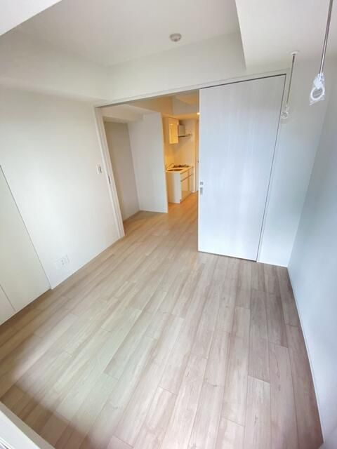 ＯＮＥ　ＲＯＯＦ　ＲＥＳＩＤＥＮＣＥ　ＮＩＳＨＩＮＩＰＰＯＲＩの寝室