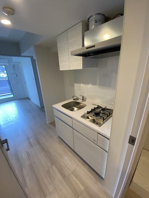 ＯＮＥ　ＲＯＯＦ　ＲＥＳＩＤＥＮＣＥ　ＮＩＳＨＩＮＩＰＰＯＲＩのキッチン