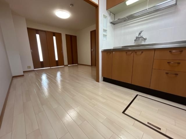 ビラージュ市塚の居間・リビング