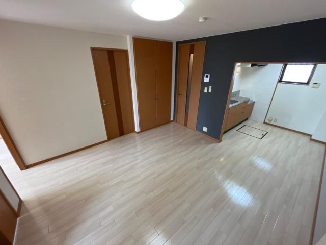 ビラージュ市塚の居間・リビング