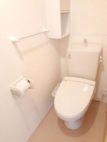 ロムポーのトイレ