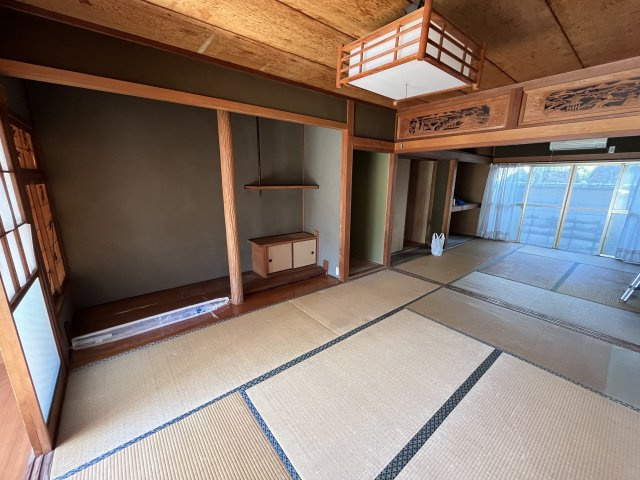 笠岡市緑町売家の和室