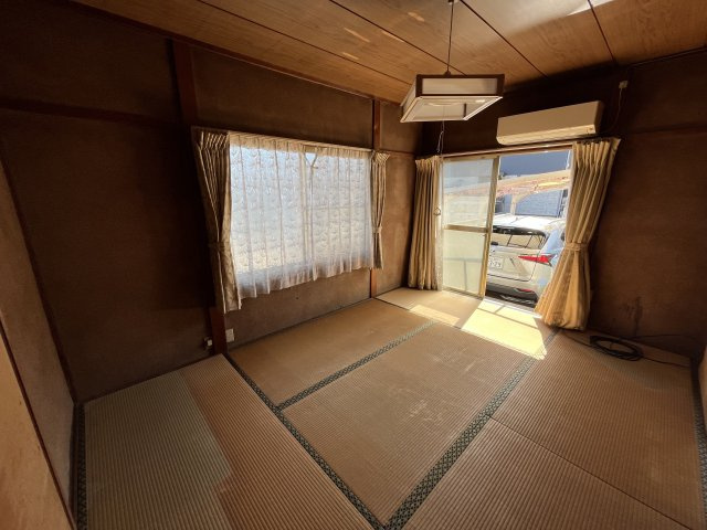 笠岡市緑町売家の和室