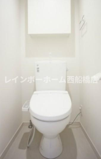 船橋市前原西３丁目の賃貸マンションのトイレ