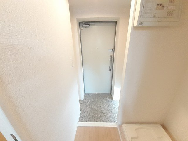 グランツ堀田の玄関